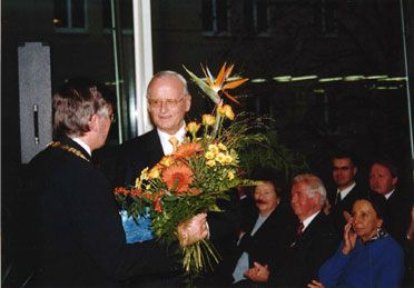 Berufung zum Honorarprofessor an der Westsächsischen Hochschule Zwickau durch ihren Rektor Professor Karl-Friedrich Fischer.